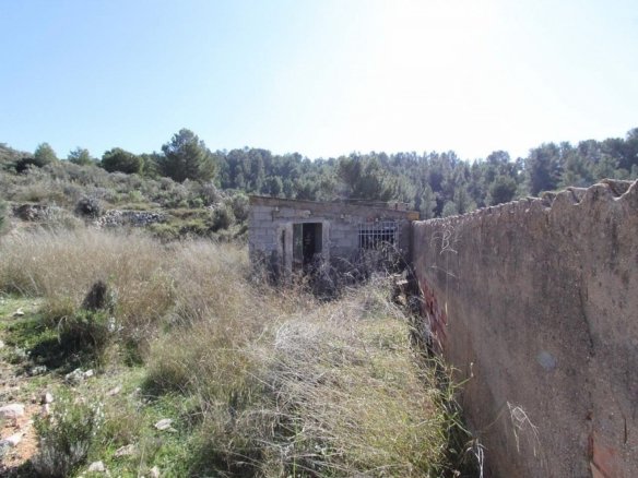 3 Bedroom 2 Bathroom Detached Villa in Petrer - Caza De Casa