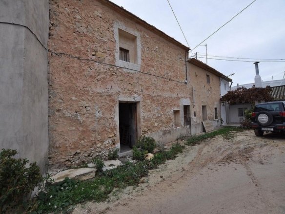 5 Bedroom Cave house in Jumilla - Caza De Casa