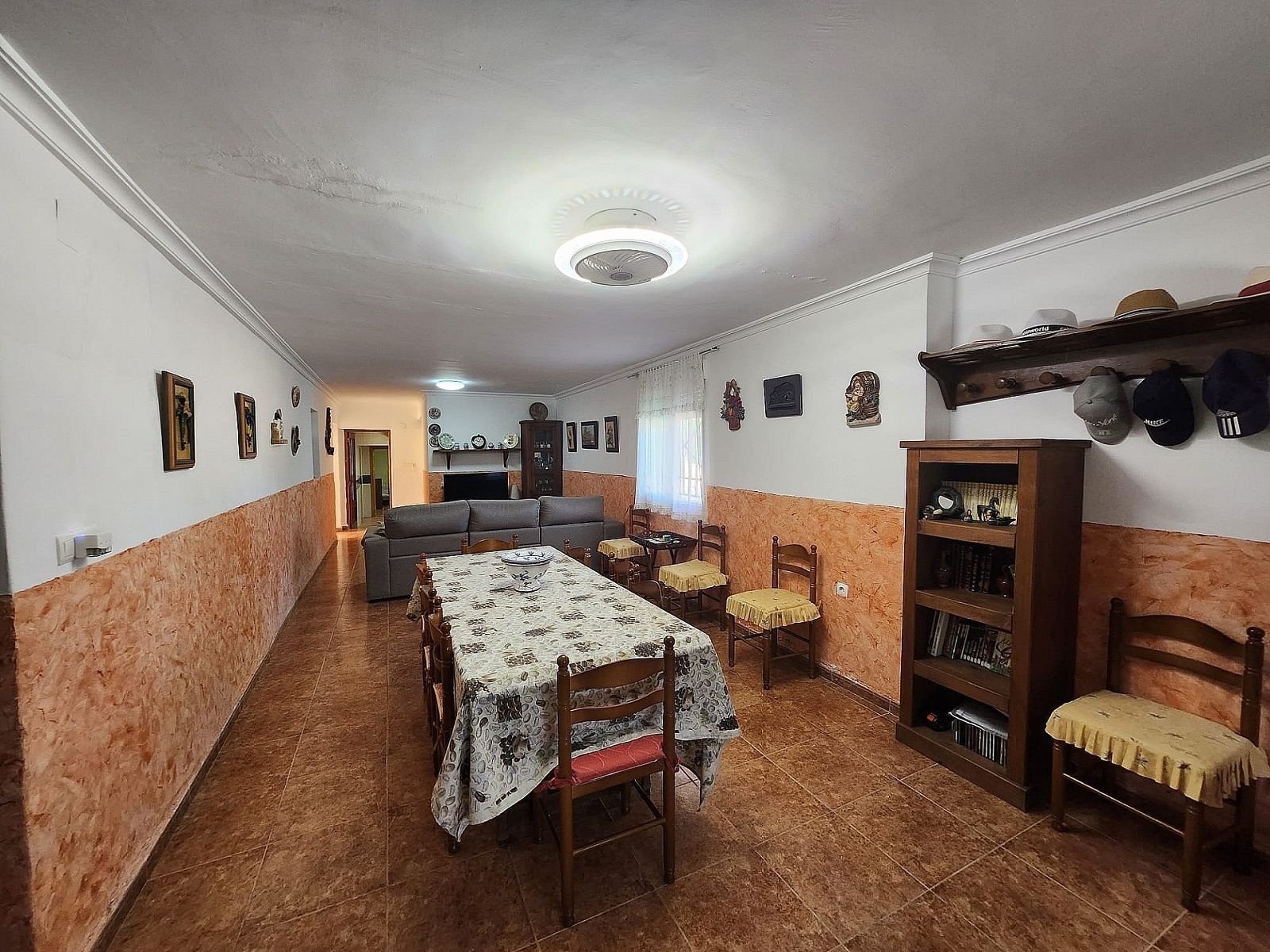 7 Bedroom 2 Bathroom Country house in Villena - Caza De Casa