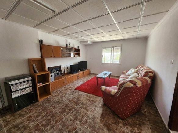 7 Bedroom 2 Bathroom Country house in Villena - Caza De Casa