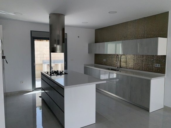 4 Bedroom 3 Bathroom Detached Villa in Pinoso - Caza De Casa
