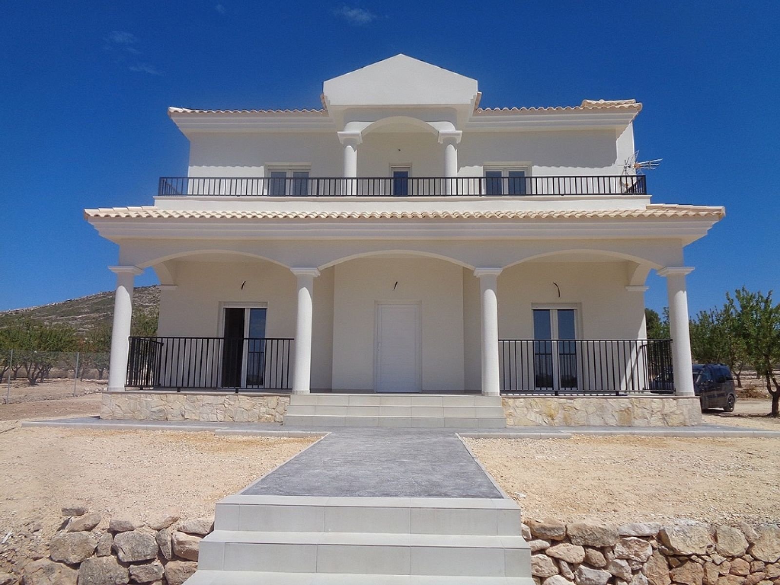 3 Bedroom 2 Bathroom Detached Villa in Pinoso - Caza De Casa