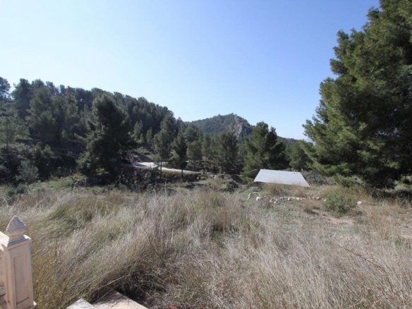 3 Bedroom 2 Bathroom Detached Villa in Petrer - Caza De Casa