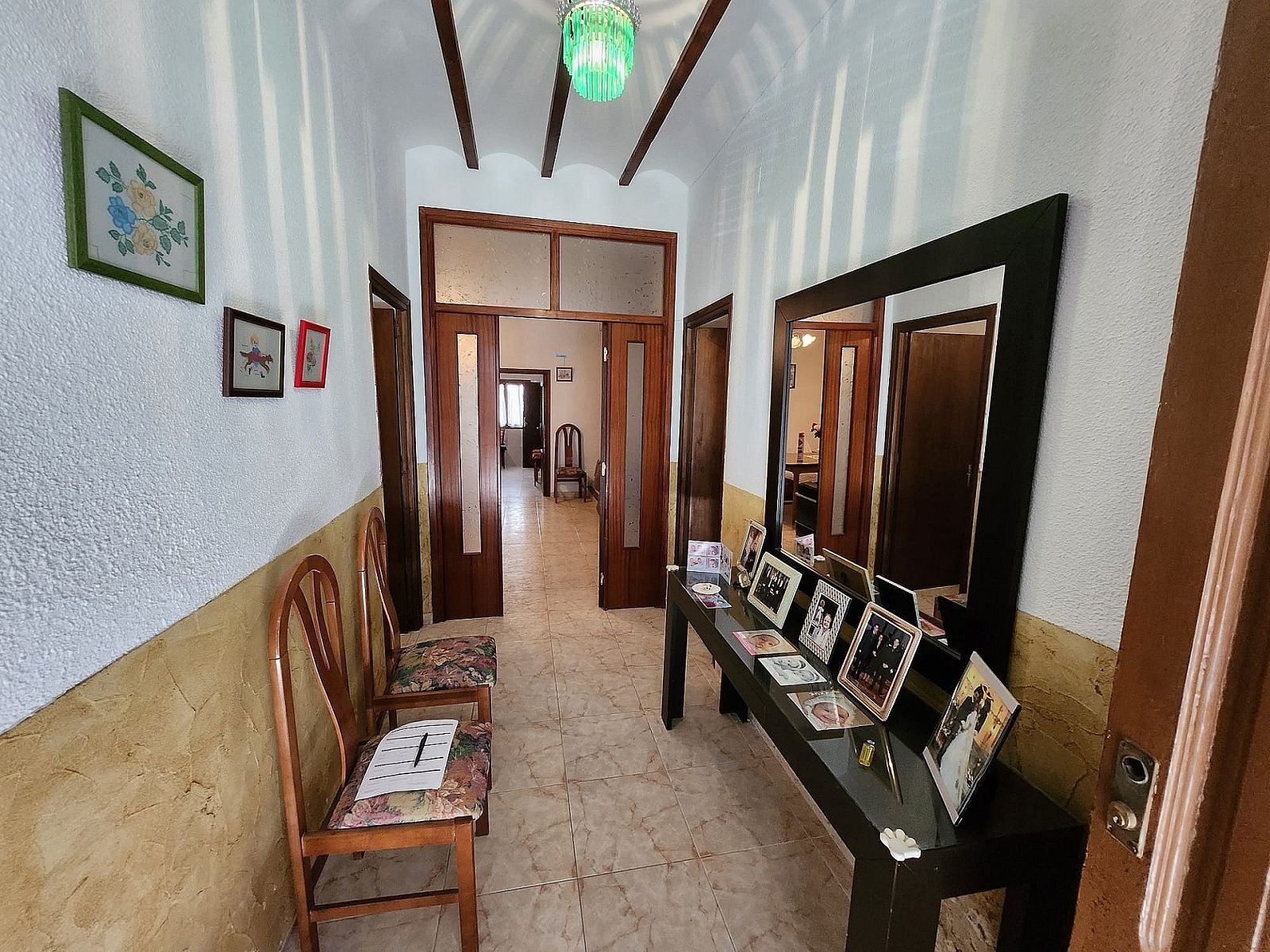 5 Bedroom 1 Bathroom Townhouse in Yecla - Caza De Casa
