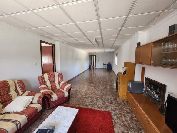7 Bedroom 2 Bathroom Country house in Villena - Caza De Casa
