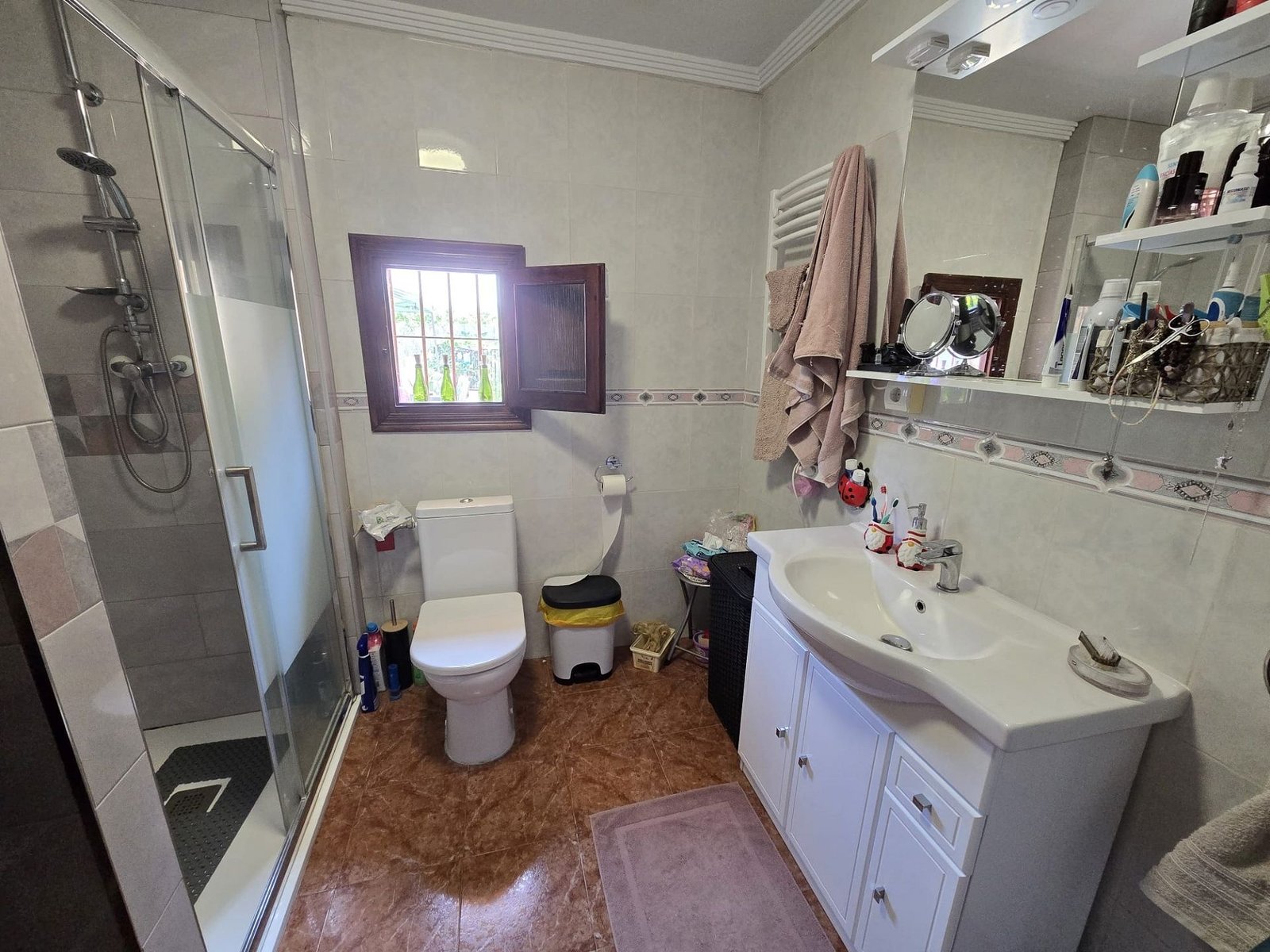 6 Bedroom 3 Bathroom Detached Villa in Sax - Caza De Casa
