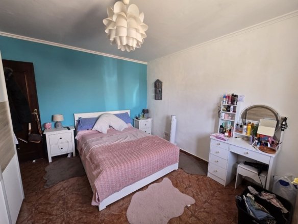 6 Bedroom 3 Bathroom Detached Villa in Sax - Caza De Casa
