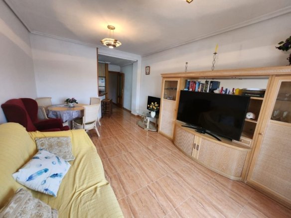 3 Bedroom 2 Bathroom Apartment in Pinoso - Caza De Casa
