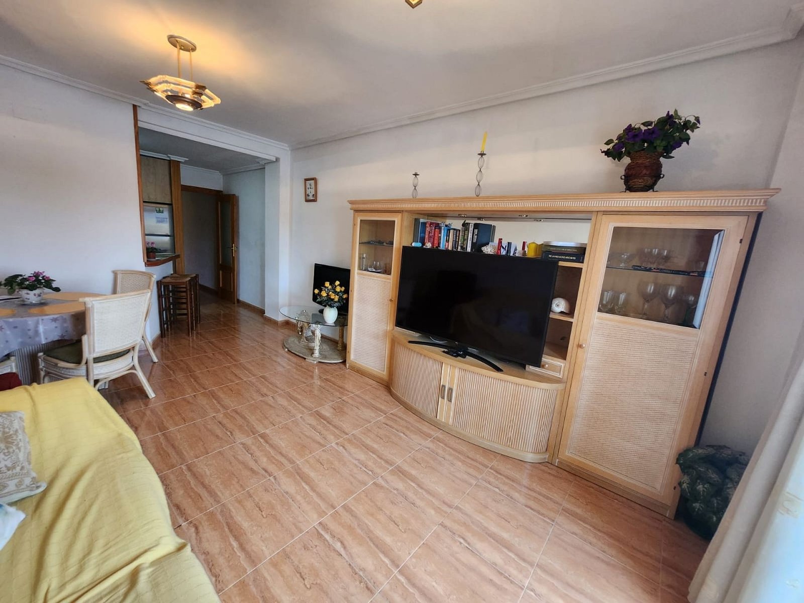 3 Bedroom 2 Bathroom Apartment in Pinoso - Caza De Casa