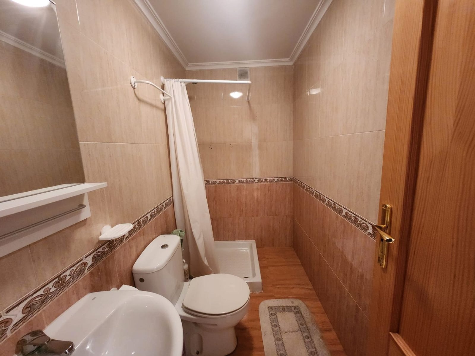 3 Bedroom 2 Bathroom Apartment in Pinoso - Caza De Casa