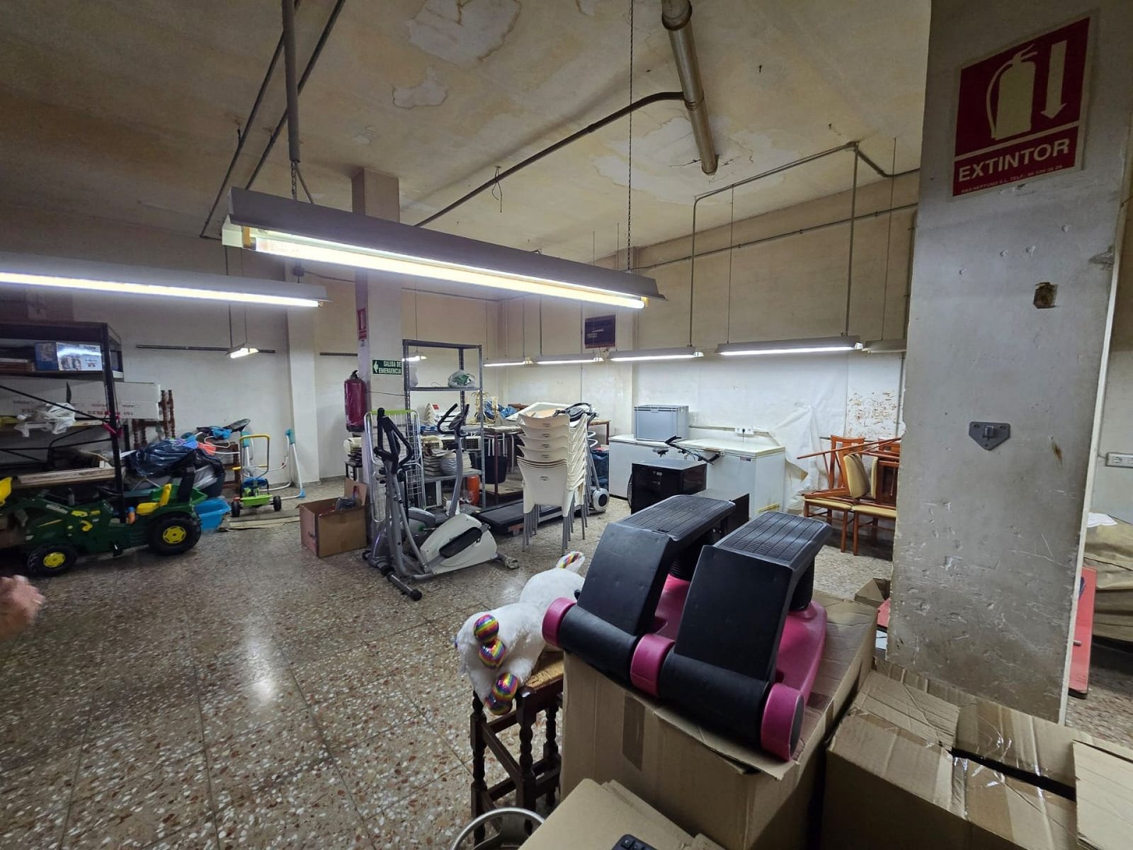 4 Bedroom 2 Bathroom Townhouse in Salinas - Caza De Casa