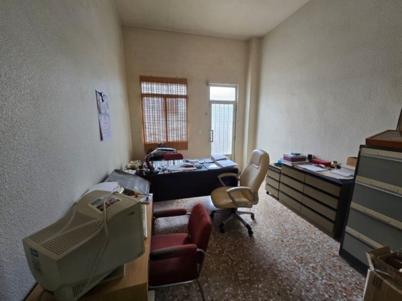4 Bedroom 2 Bathroom Townhouse in Salinas - Caza De Casa