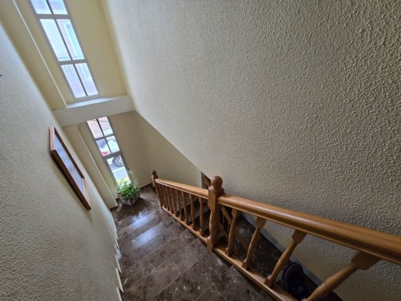 4 Bedroom 2 Bathroom Townhouse in Salinas - Caza De Casa