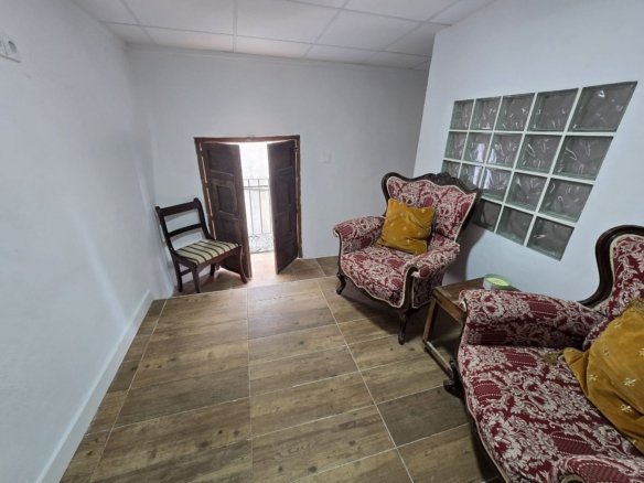 2 Bedroom 2 Bathroom Townhouse in Sax - Caza De Casa