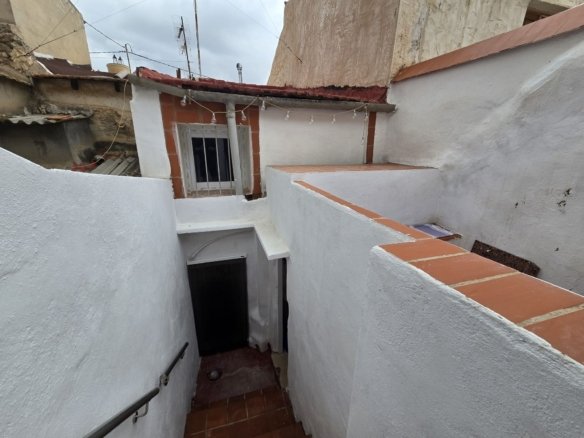 2 Bedroom 2 Bathroom Townhouse in Sax - Caza De Casa