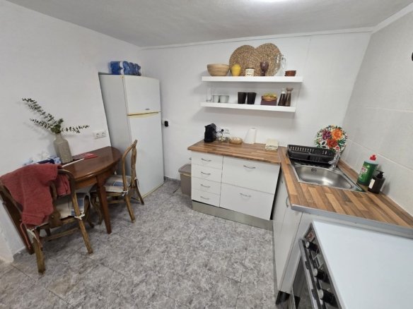 2 Bedroom 2 Bathroom Townhouse in Sax - Caza De Casa