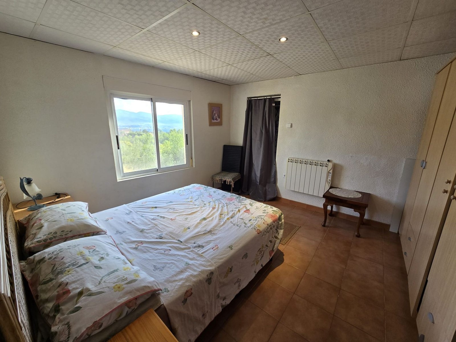 5 Bedroom 3 Bathroom Detached Villa in Sax - Caza De Casa