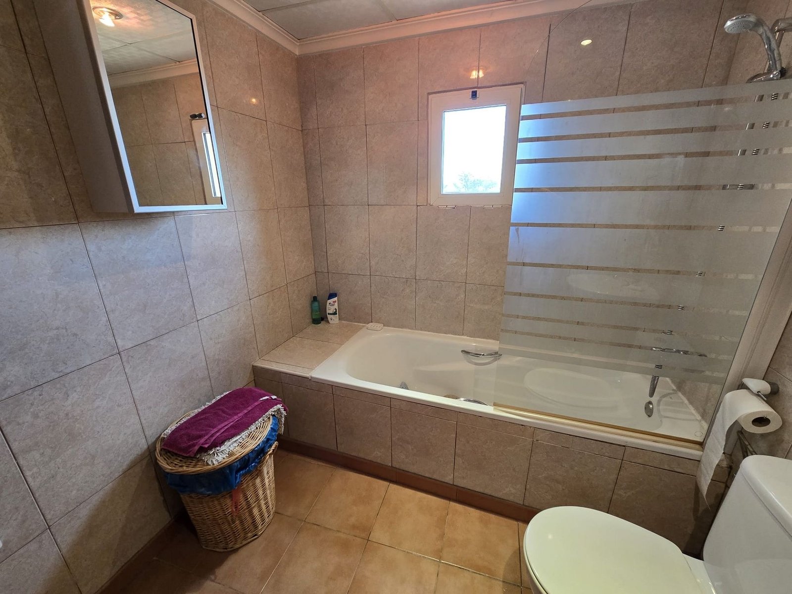 5 Bedroom 3 Bathroom Detached Villa in Sax - Caza De Casa