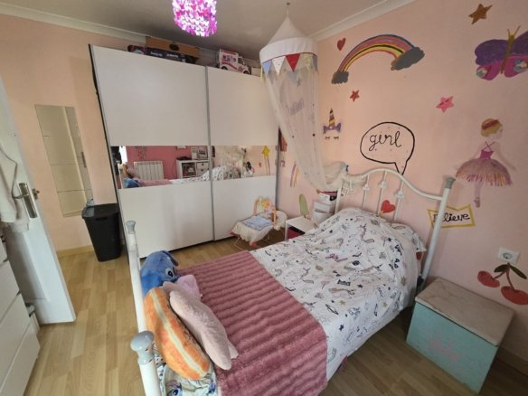 5 Bedroom 3 Bathroom Detached Villa in Sax - Caza De Casa
