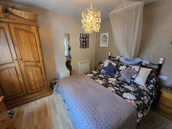 5 Bedroom 3 Bathroom Detached Villa in Sax - Caza De Casa