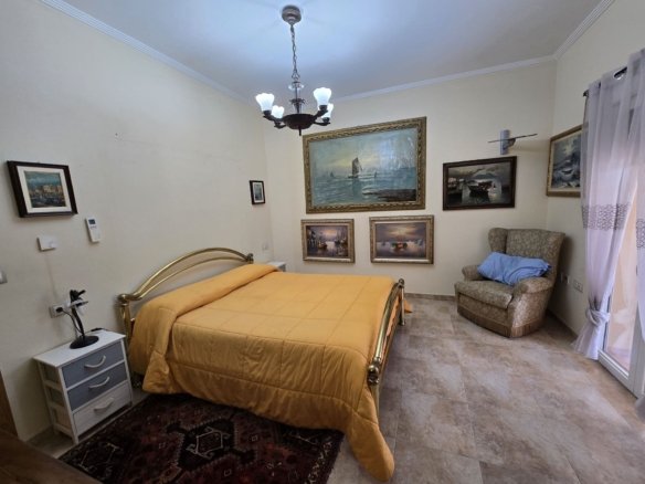 4 Bedroom 3 Bathroom Detached Villa in Sax - Caza De Casa