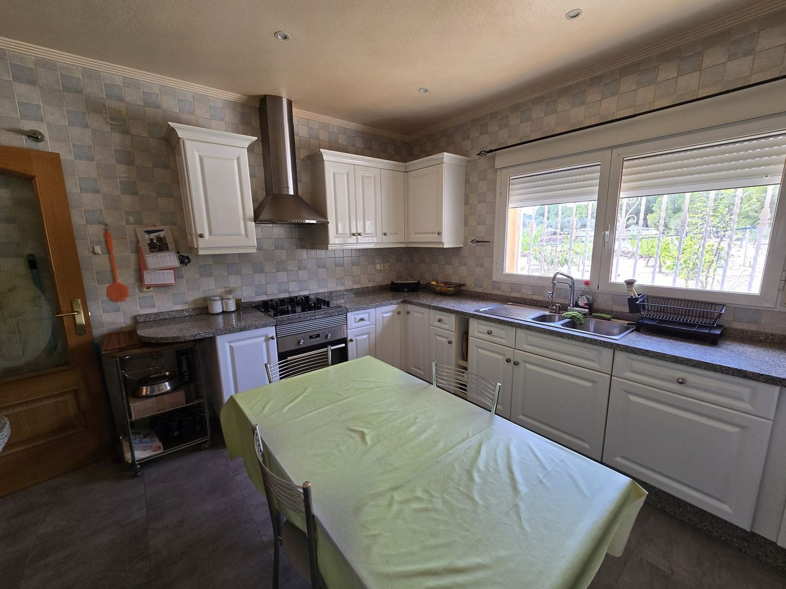 4 Bedroom 3 Bathroom Detached Villa in Sax - Caza De Casa