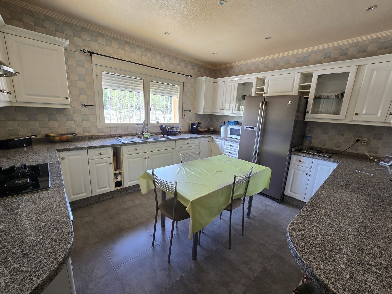4 Bedroom 3 Bathroom Detached Villa in Sax - Caza De Casa