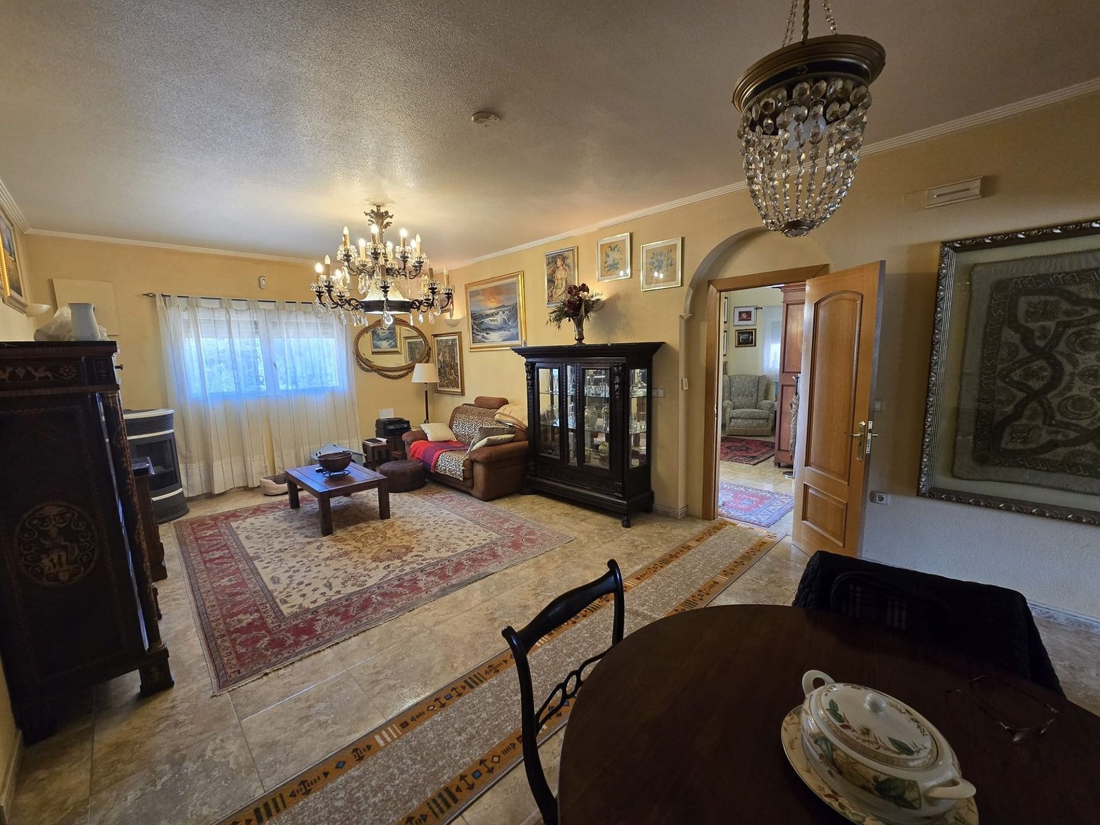 4 Bedroom 3 Bathroom Detached Villa in Sax - Caza De Casa