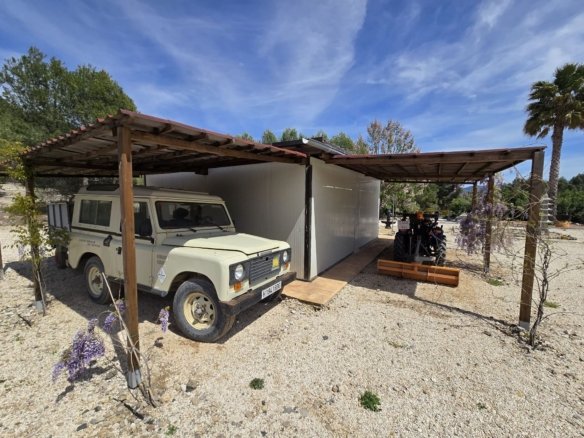 4 Bedroom 3 Bathroom Detached Villa in Sax - Caza De Casa