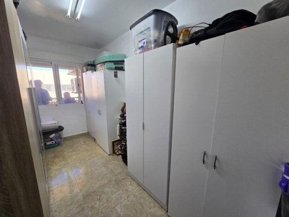3 Bedroom 2 Bathroom Apartment in Fortuna - Caza De Casa