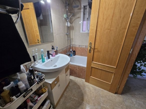 3 Bedroom 2 Bathroom Apartment in Fortuna - Caza De Casa