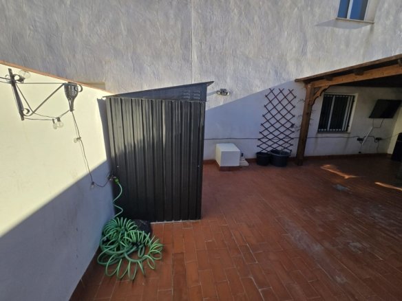 3 Bedroom 2 Bathroom Apartment in Fortuna - Caza De Casa