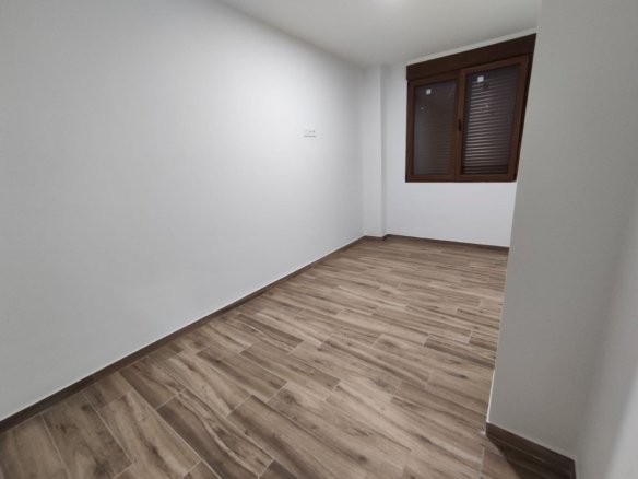 2 Bedroom 1 Bathroom Townhouse in Petrer - Caza De Casa