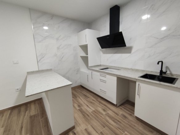 2 Bedroom 1 Bathroom Townhouse in Petrer - Caza De Casa