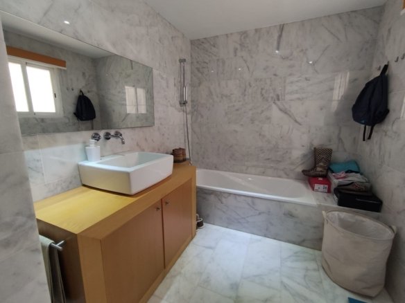 3 Bedroom 3 Bathroom Penthouse in Elda - Caza De Casa