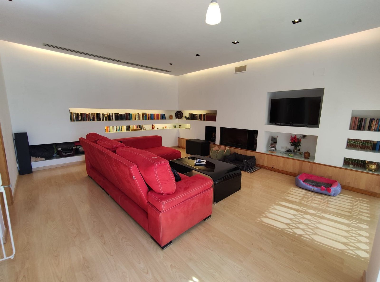 3 Bedroom 3 Bathroom Penthouse in Elda - Caza De Casa