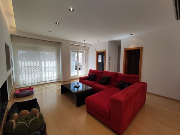 3 Bedroom 3 Bathroom Penthouse in Elda - Caza De Casa