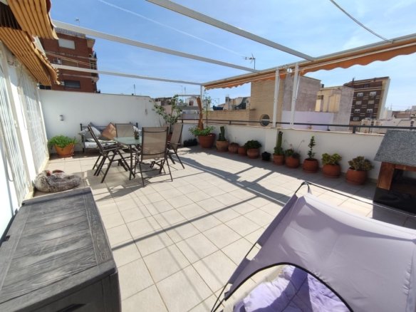 3 Bedroom 3 Bathroom Penthouse in Elda - Caza De Casa