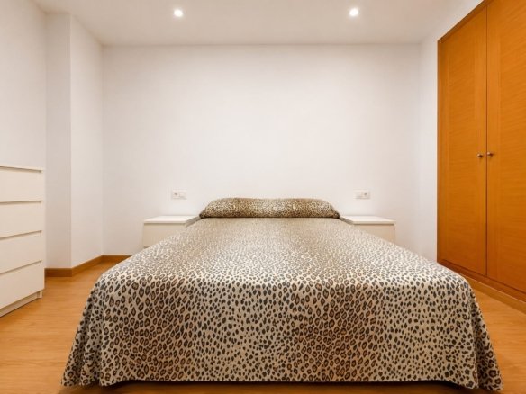 1 Bedroom 1 Bathroom Apartment in Elda - Caza De Casa