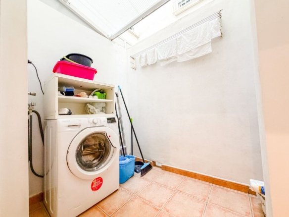 1 Bedroom 1 Bathroom Apartment in Elda - Caza De Casa