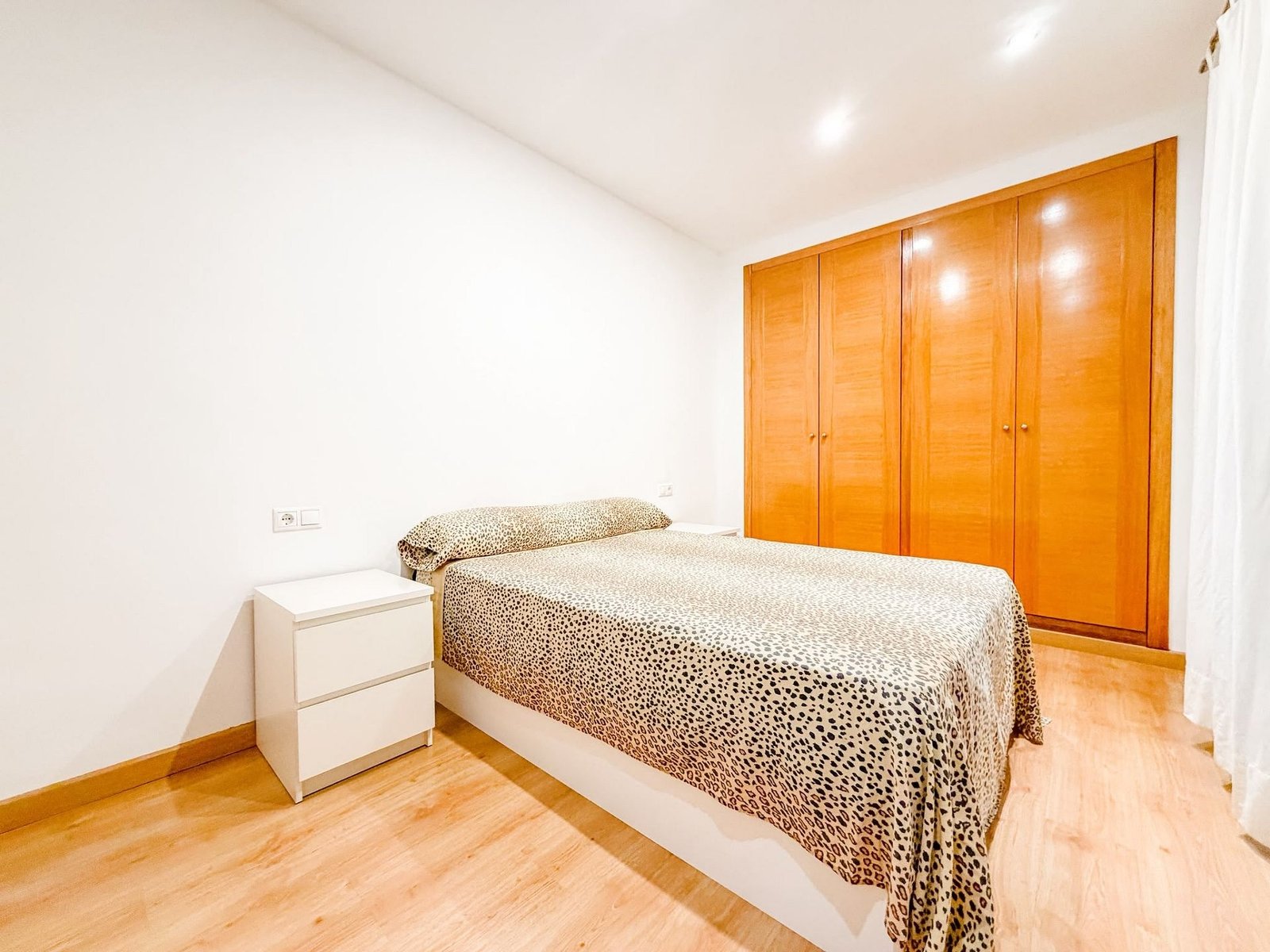 1 Bedroom 1 Bathroom Apartment in Elda - Caza De Casa