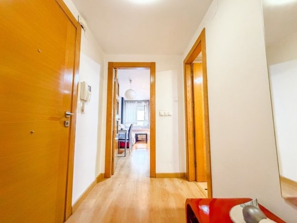 1 Bedroom 1 Bathroom Apartment in Elda - Caza De Casa