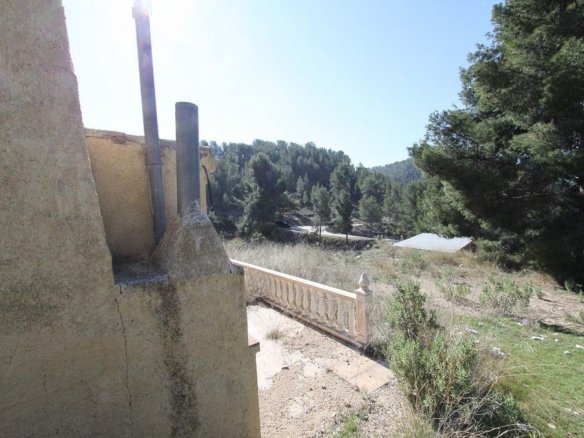 3 Bedroom 2 Bathroom Detached Villa in Petrer - Caza De Casa