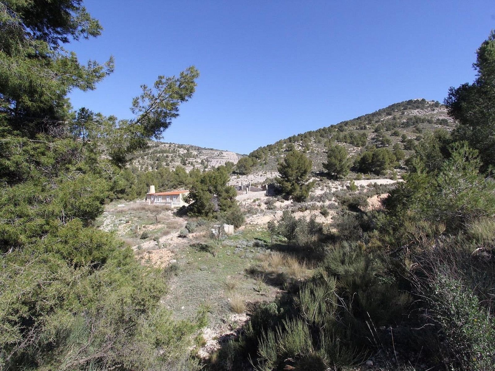 3 Bedroom 2 Bathroom Detached Villa in Petrer - Caza De Casa
