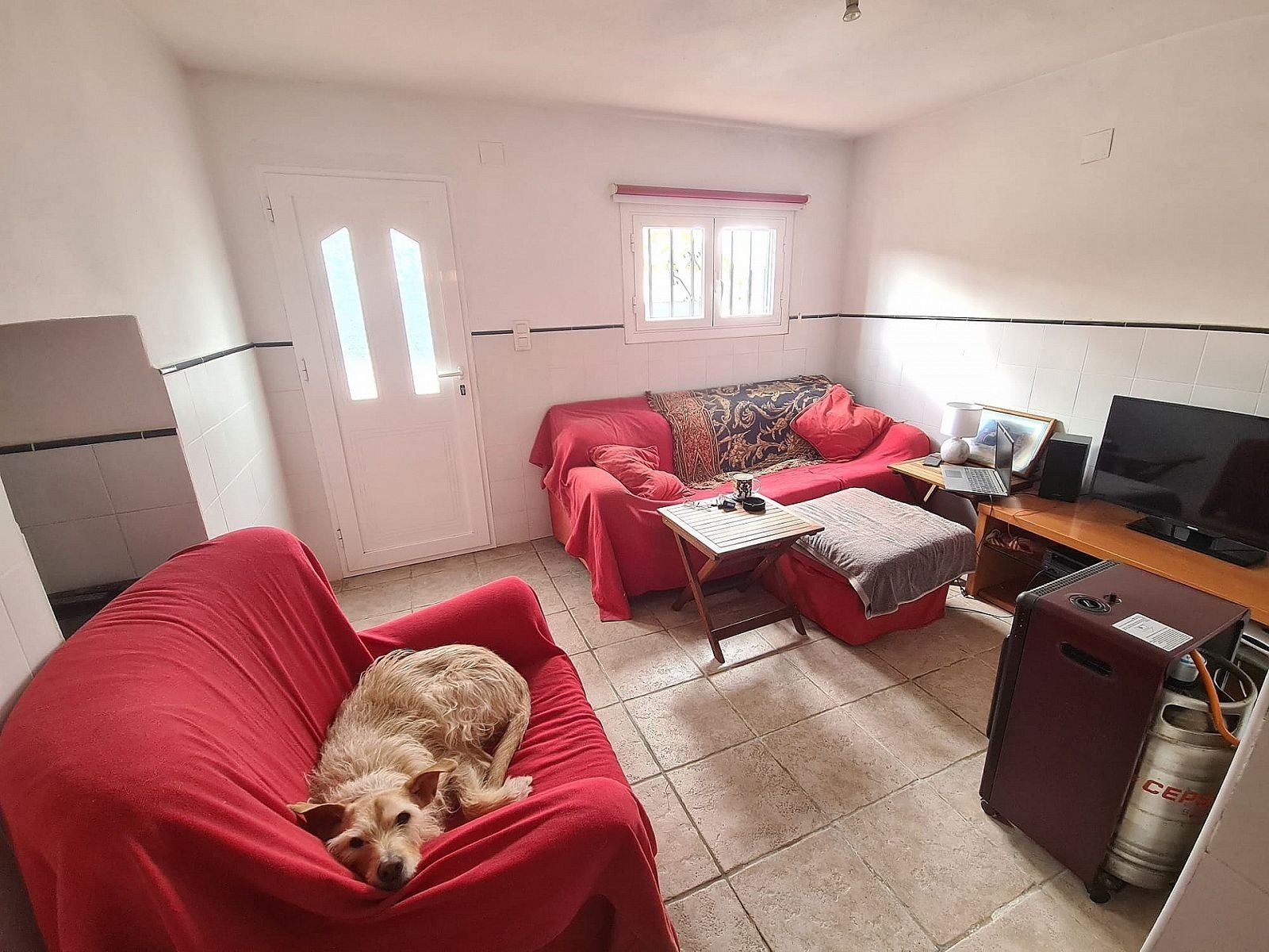 3 Bedroom 1 Bathroom Townhouse in Sax - Caza De Casa