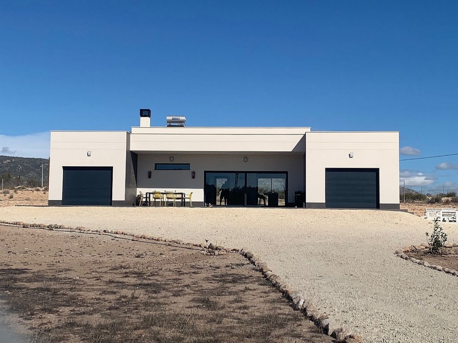 4 Bedroom 3 Bathroom Detached Villa in Pinoso - Caza De Casa