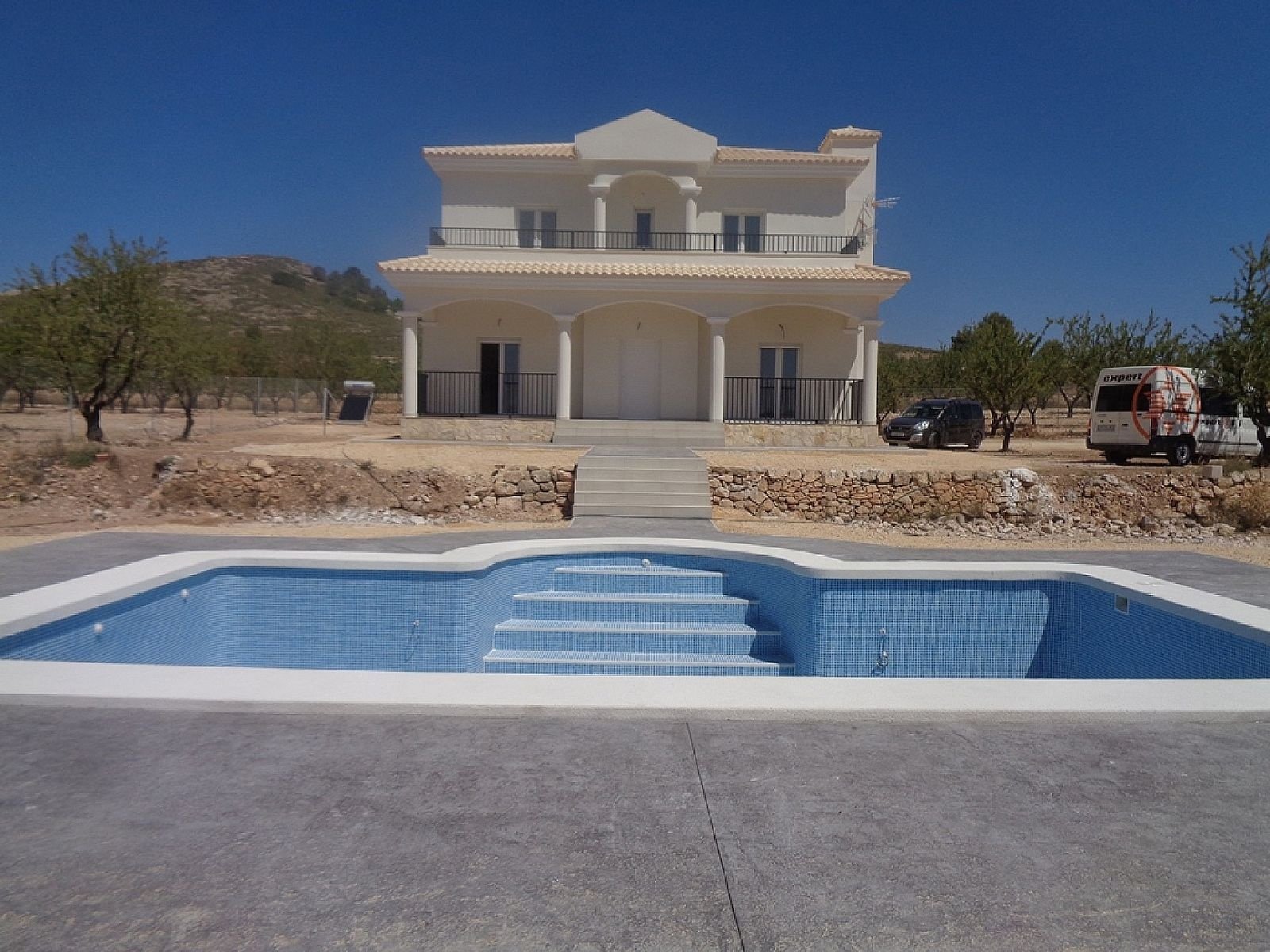 3 Bedroom 2 Bathroom Detached Villa in Pinoso - Caza De Casa