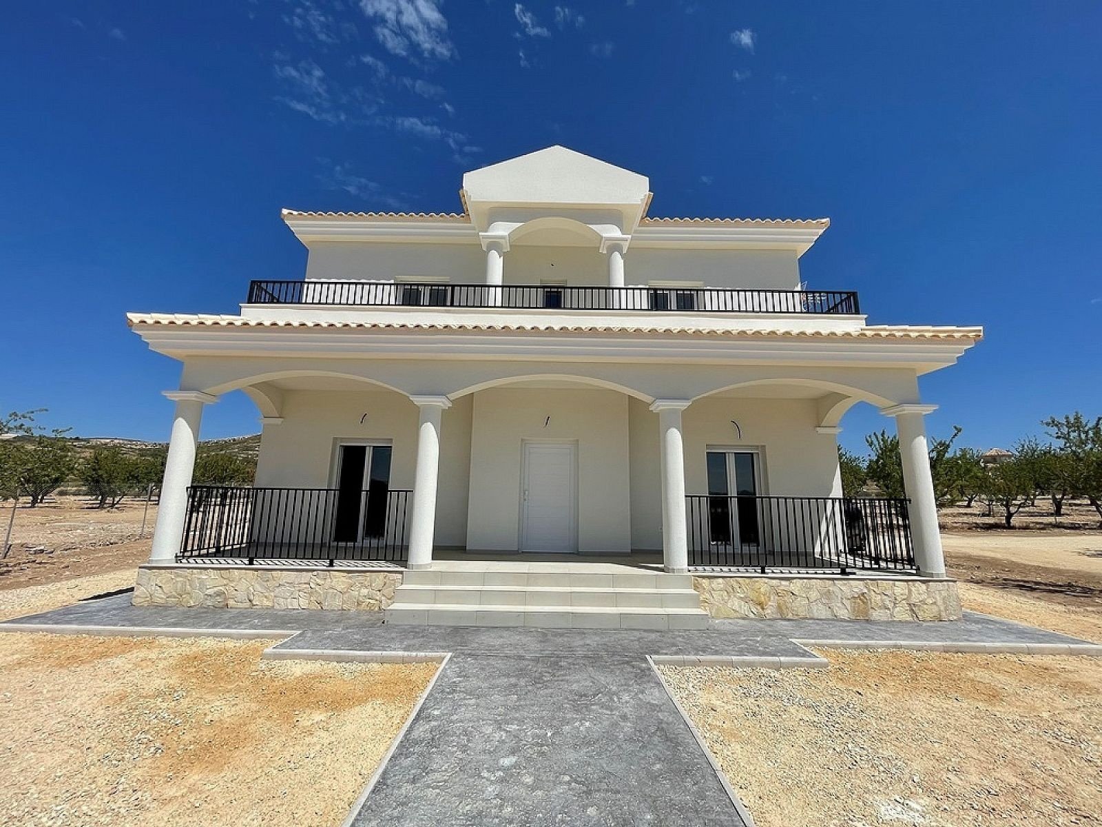 3 Bedroom 2 Bathroom Detached Villa in Pinoso - Caza De Casa