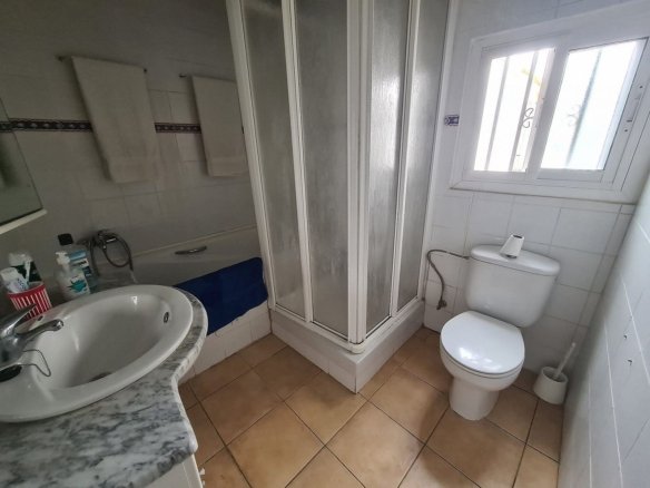 3 Bedroom 1 Bathroom Townhouse in Sax - Caza De Casa