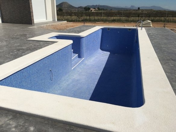 4 Bedroom 3 Bathroom Detached Villa in Pinoso - Caza De Casa